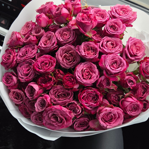 Black and White Minimalist Brand Logo (1)